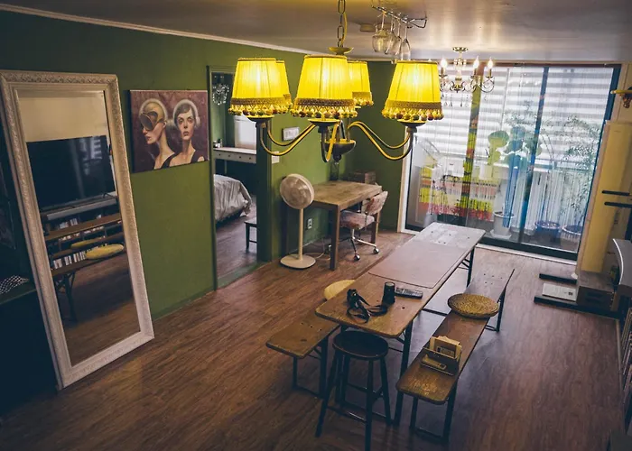 Apartment Where Past Meets Present On Antique Street *